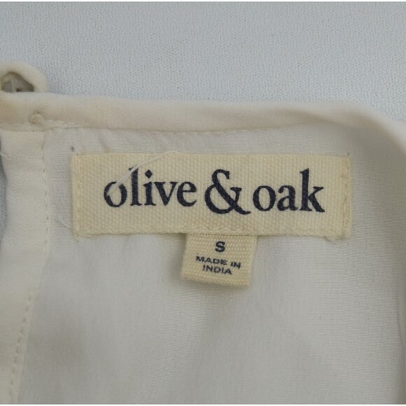 Olive & Oak Beaded Sequin Tank Top Blouse Womens XS White Chiffon Silver Sequin - Picture 3 of 6